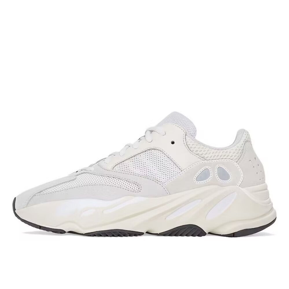 YZY 700 grey